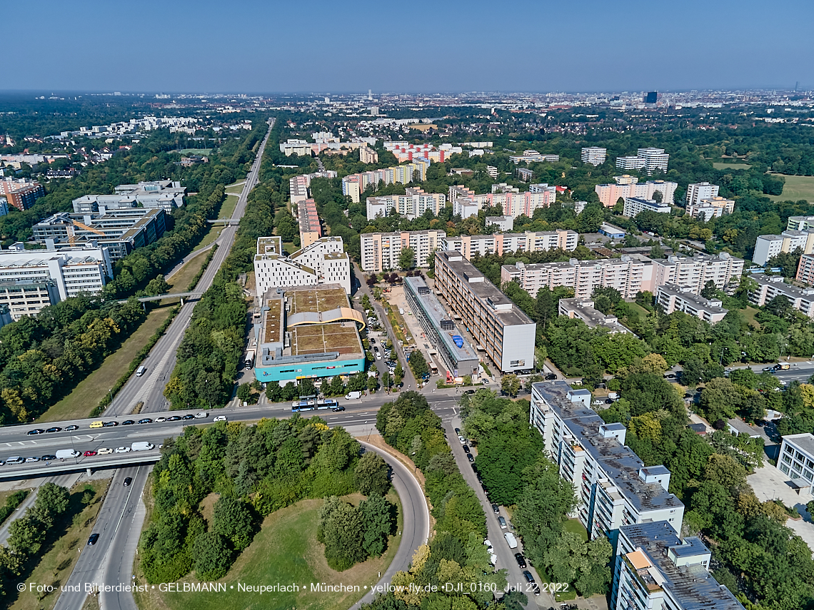 22.07.2022 - Plettzentrum und Montessori Schule in Neuperlach